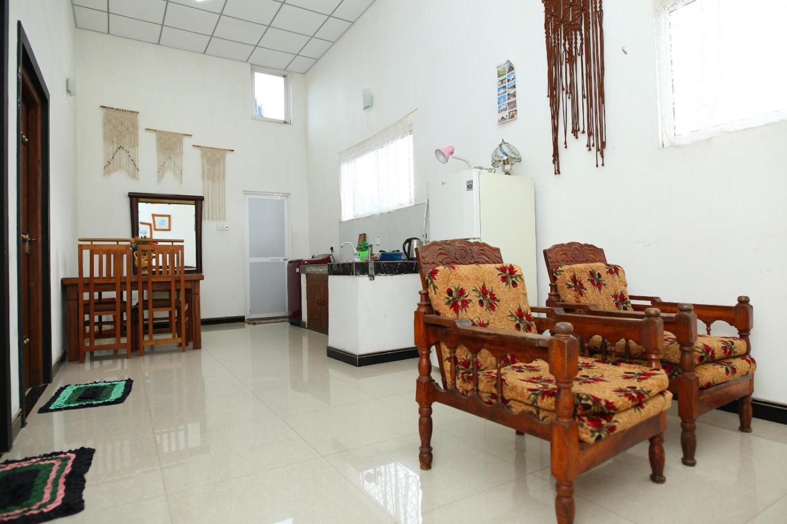 Sujee'S Guest House With Two Bed Rooms 阿努拉德普勒 外观 照片