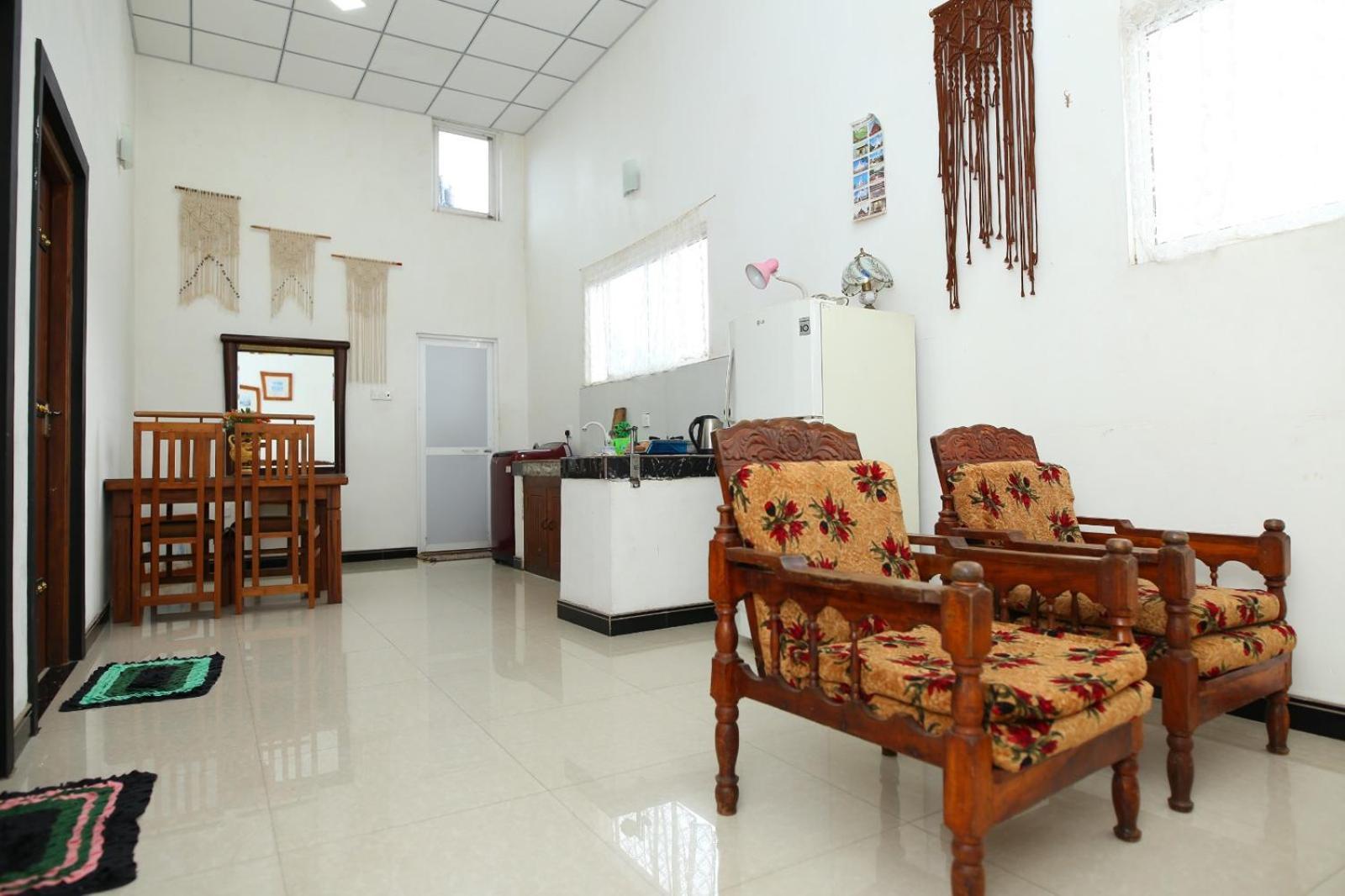 Sujee'S Guest House With Two Bed Rooms 阿努拉德普勒 外观 照片