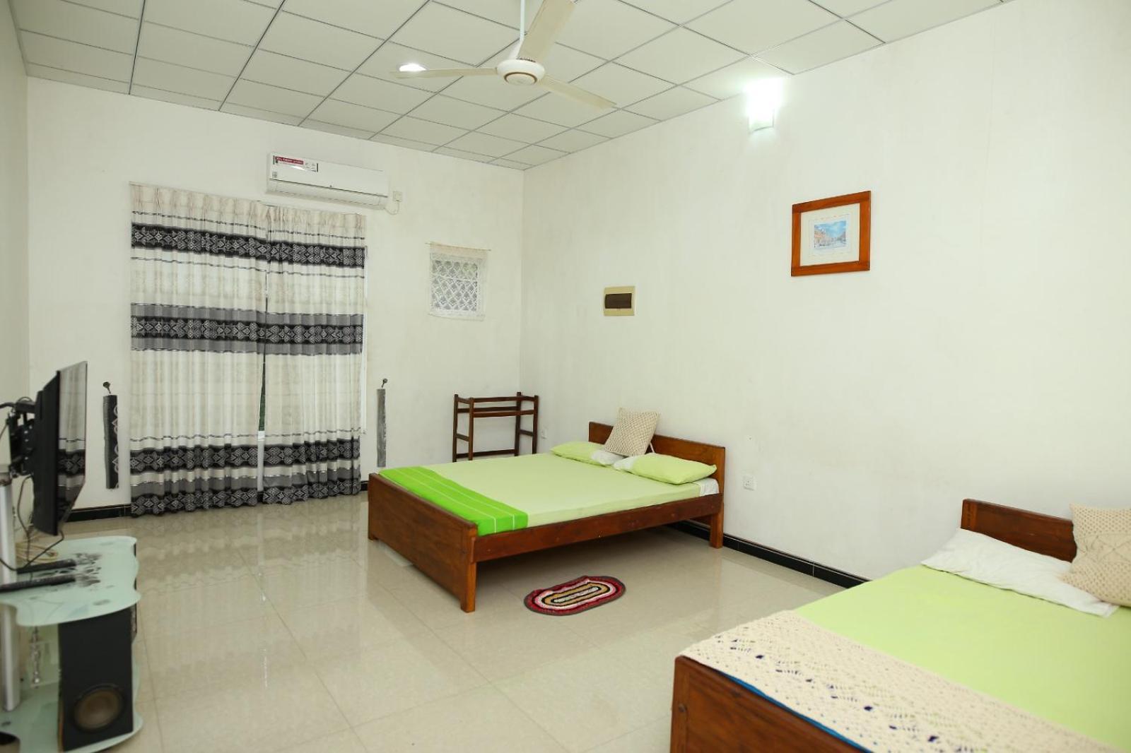 Sujee'S Guest House With Two Bed Rooms 阿努拉德普勒 外观 照片