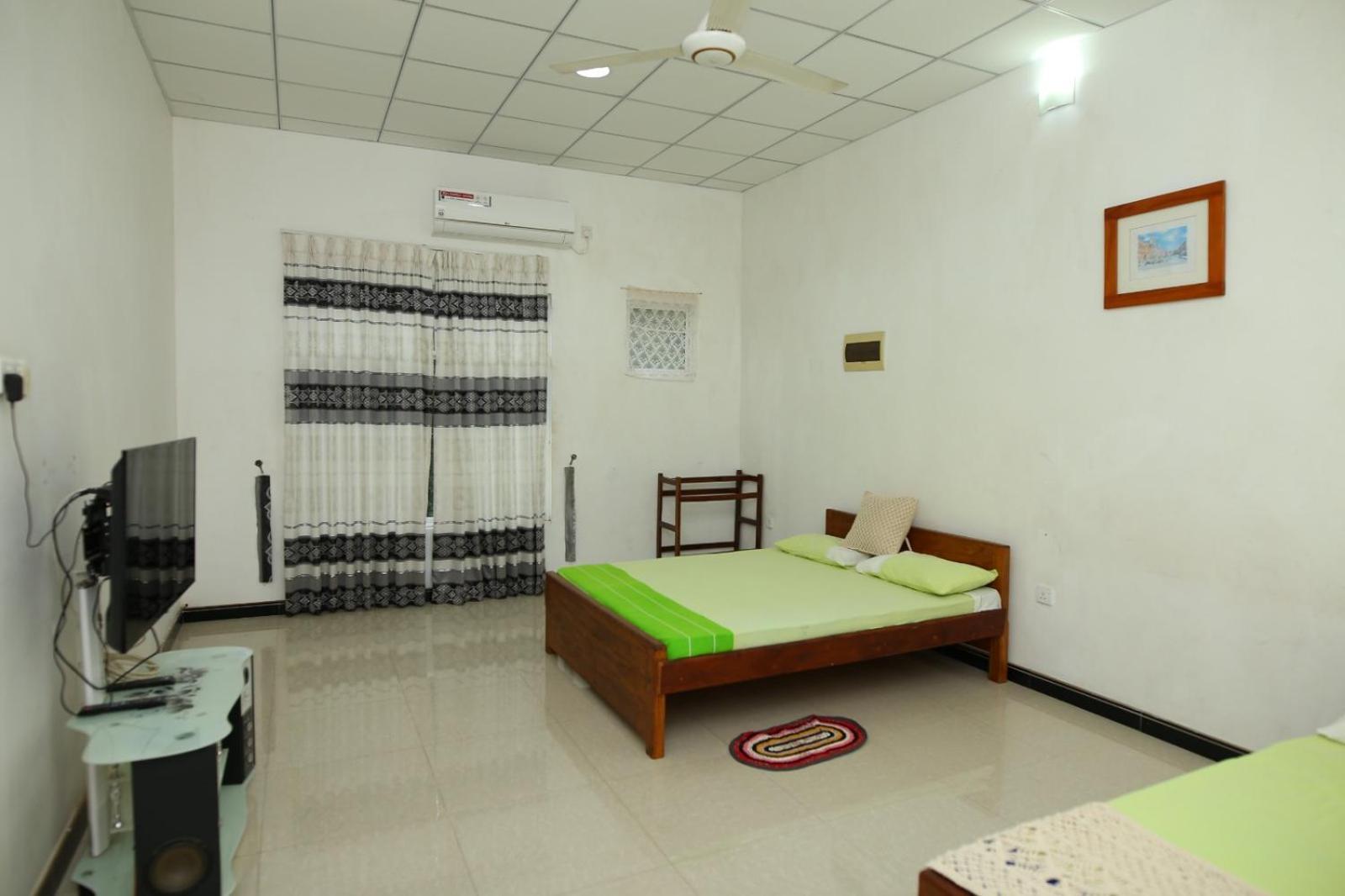 Sujee'S Guest House With Two Bed Rooms 阿努拉德普勒 外观 照片