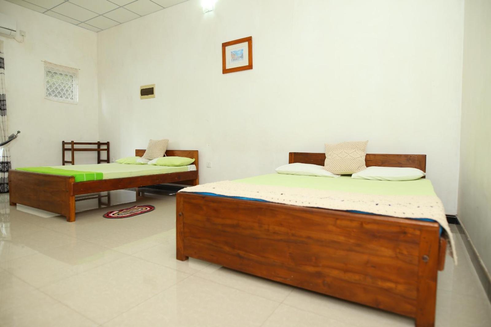 Sujee'S Guest House With Two Bed Rooms 阿努拉德普勒 外观 照片