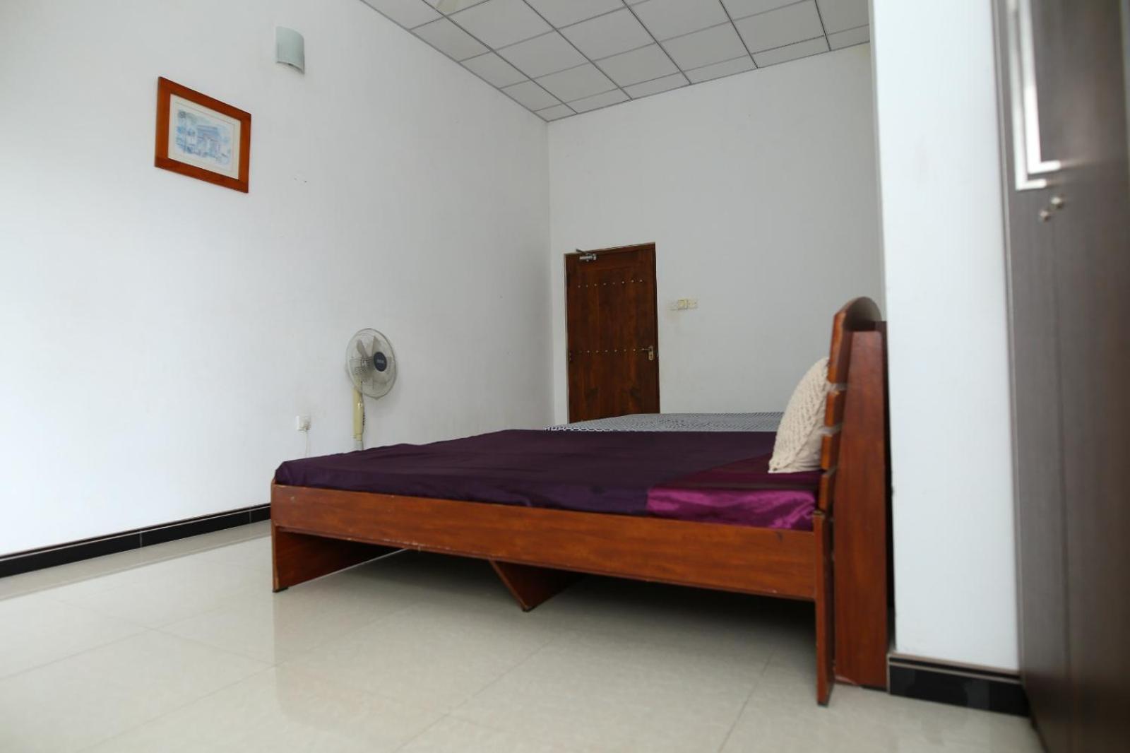 Sujee'S Guest House With Two Bed Rooms 阿努拉德普勒 外观 照片